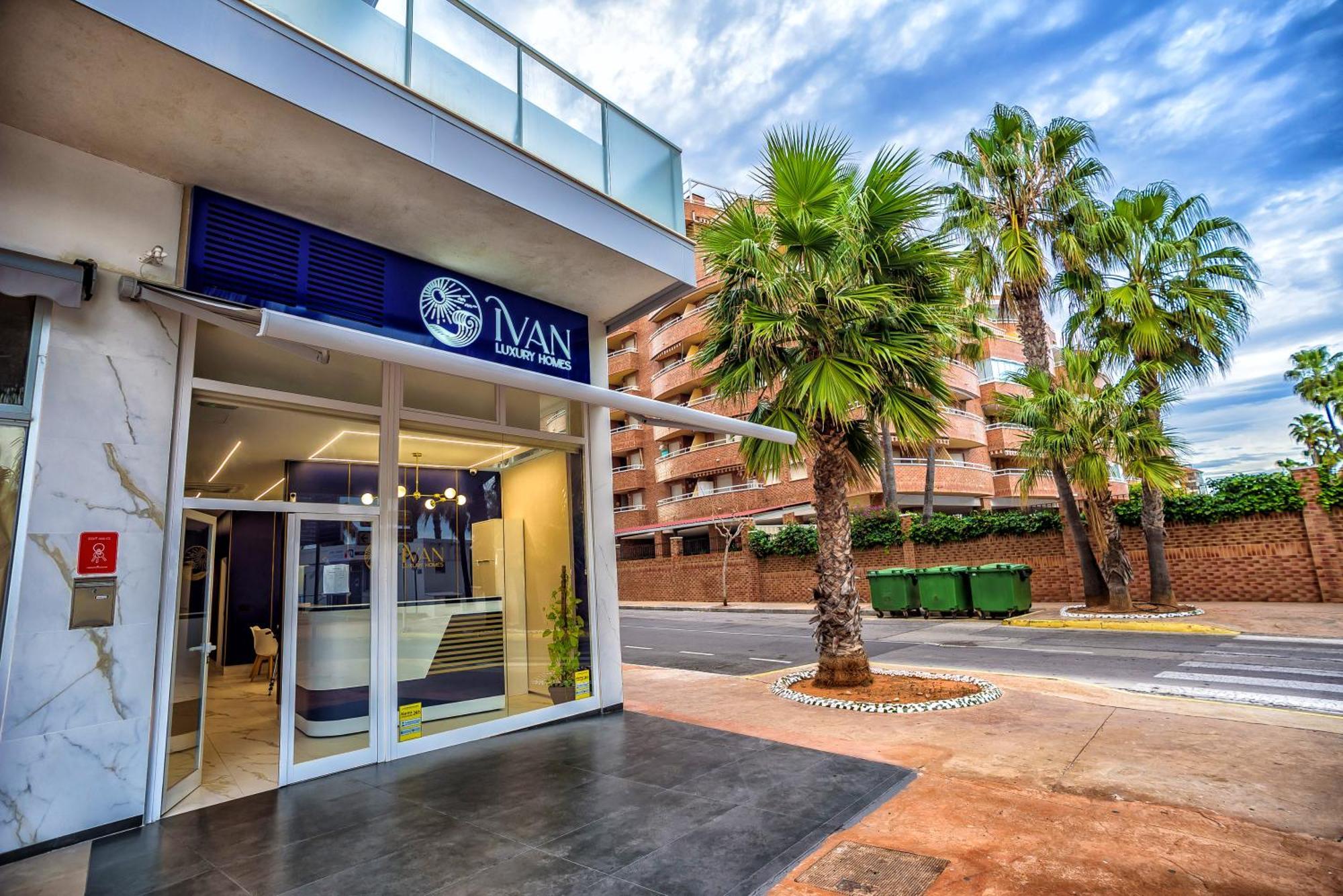 Casa Nina Ivan Luxury Homes 10ªpta Norte 1ªlinea 奥罗佩萨德尔马 外观 照片